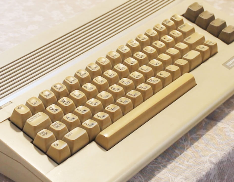 come sostituire tastiera commodore 64